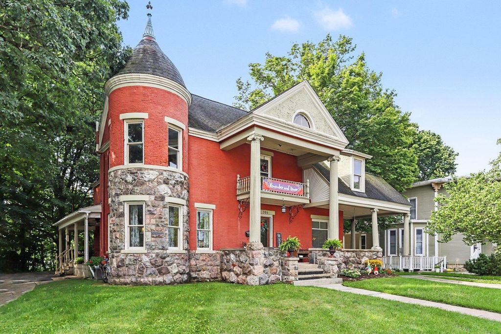 306 W Michigan Avenue, Three Rivers city