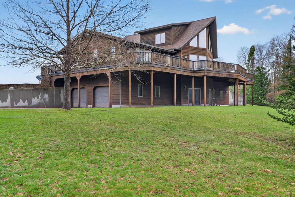 20200 Hibma Road, Burdell township