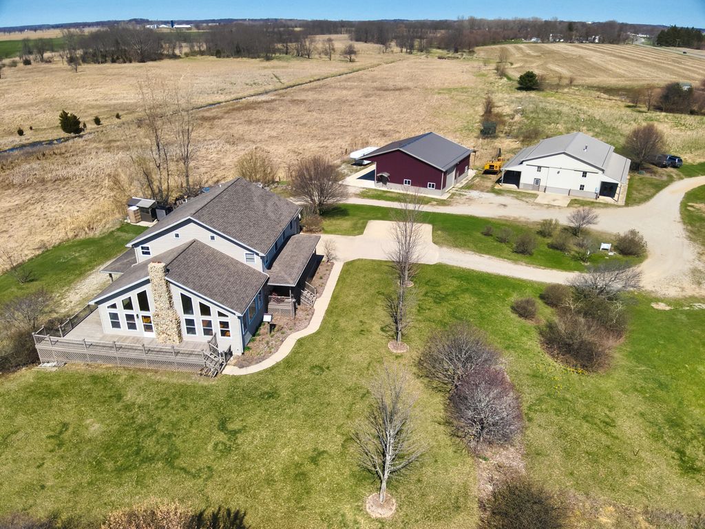 198 W Chicago Road, Batavia township