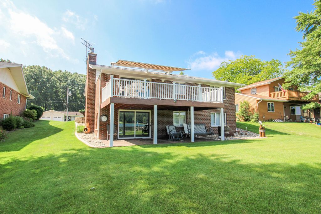 13408 Pleasant View Road, Fabius township