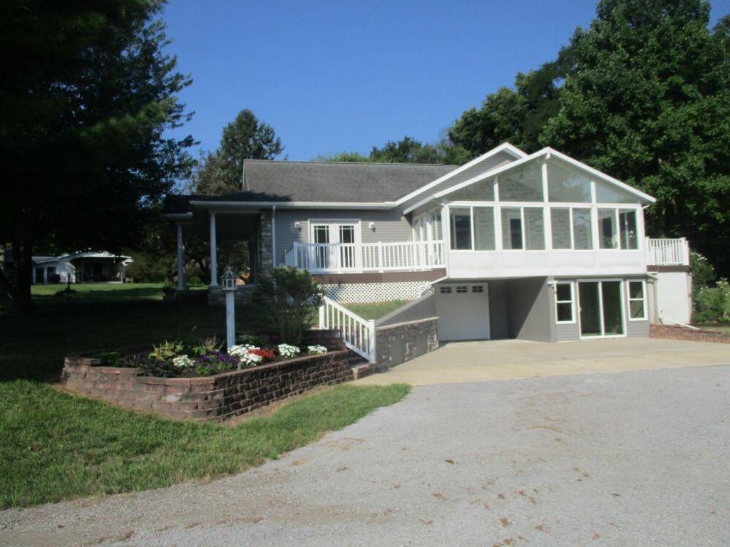 57530 Cool Water Lane, Colon township