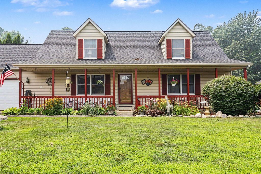 56328 Puma Drive, Lockport township