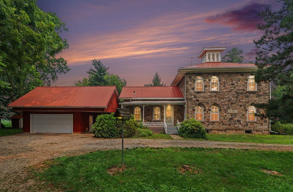 31465 W Colon Road, Colon township