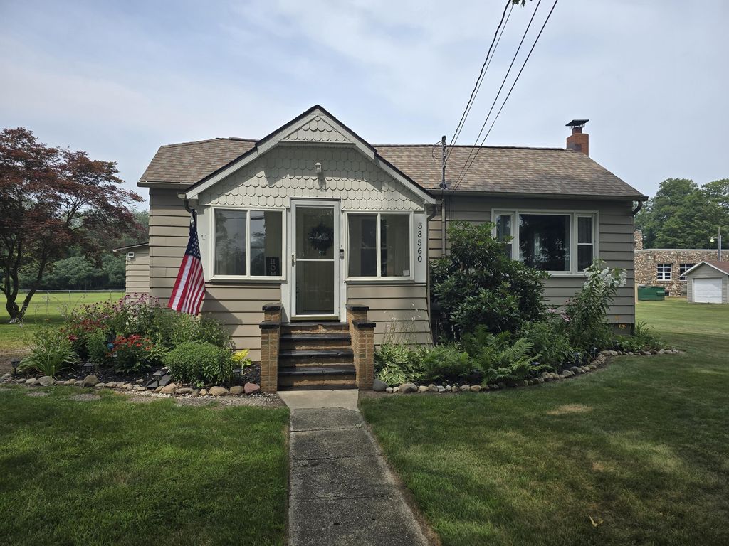 53560 Fulton Road, Leonidas township