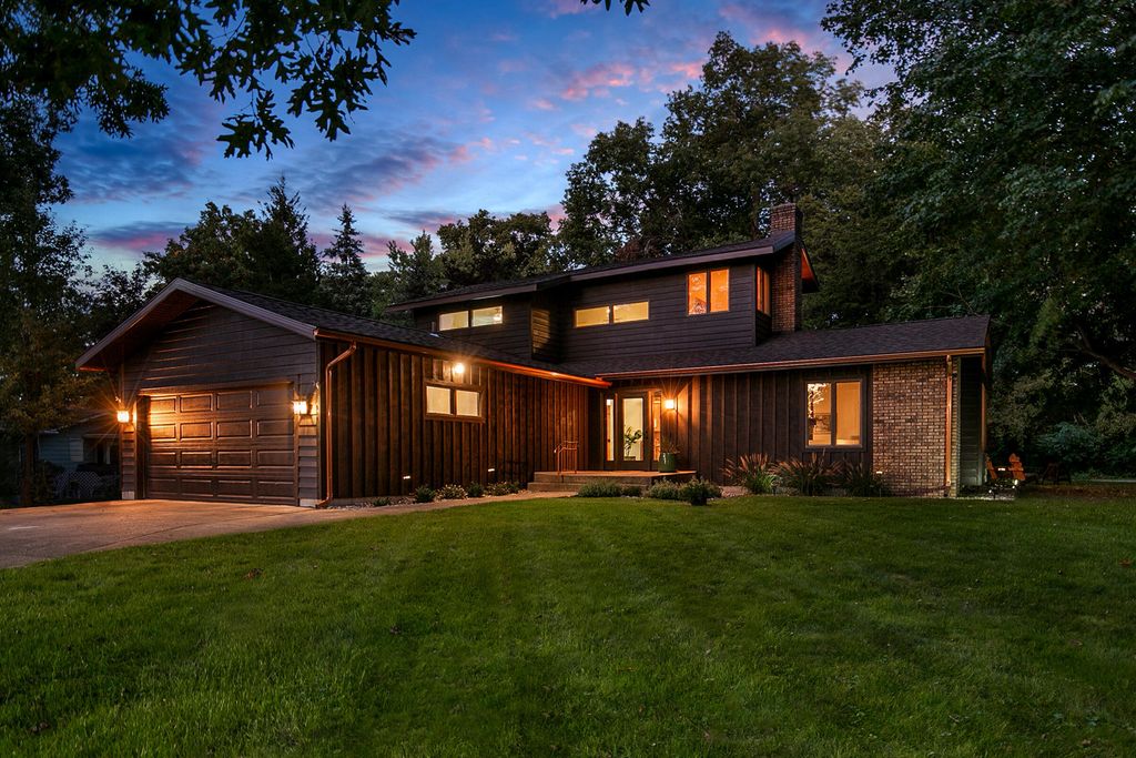 69115 Oakwood Drive, White Pigeon