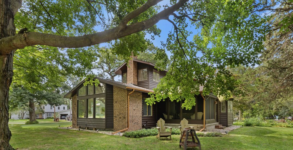 69115 Oakwood Drive, White Pigeon township