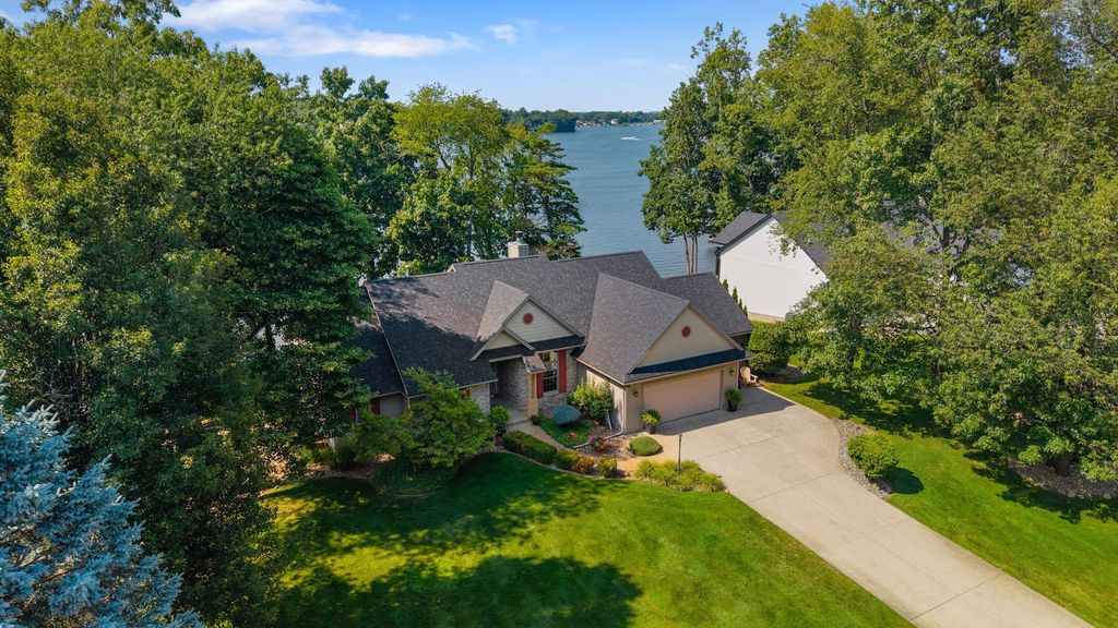 62092 Pheasant Pointe Drive, Sherman township