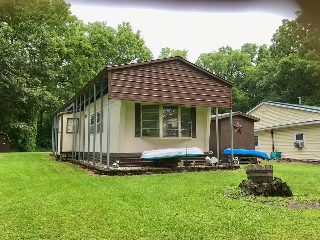66521 Winding River Road, Constantine township