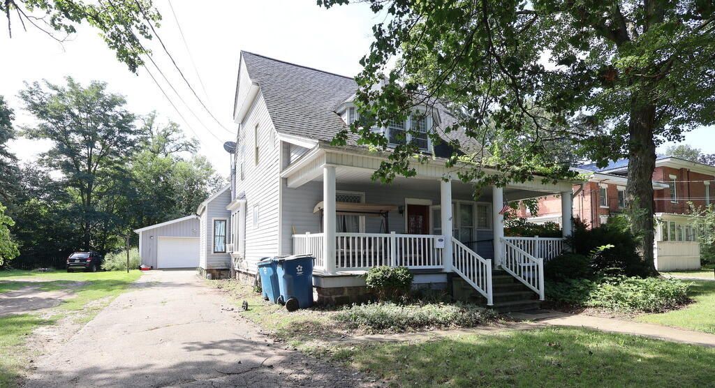 142 Hull Street, Coldwater city