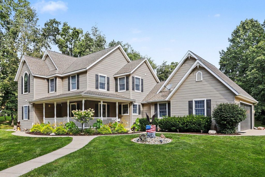 58411 E Clear Lake Road, Fabius township