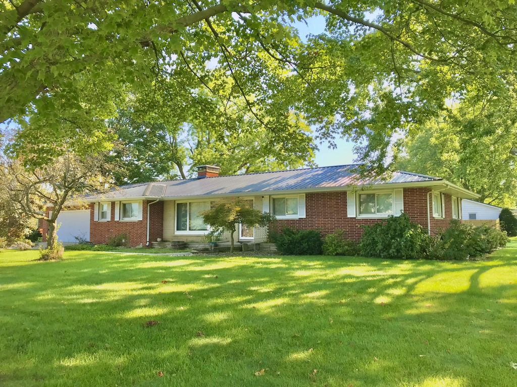 500 N Kalamazoo Street, White Pigeon village