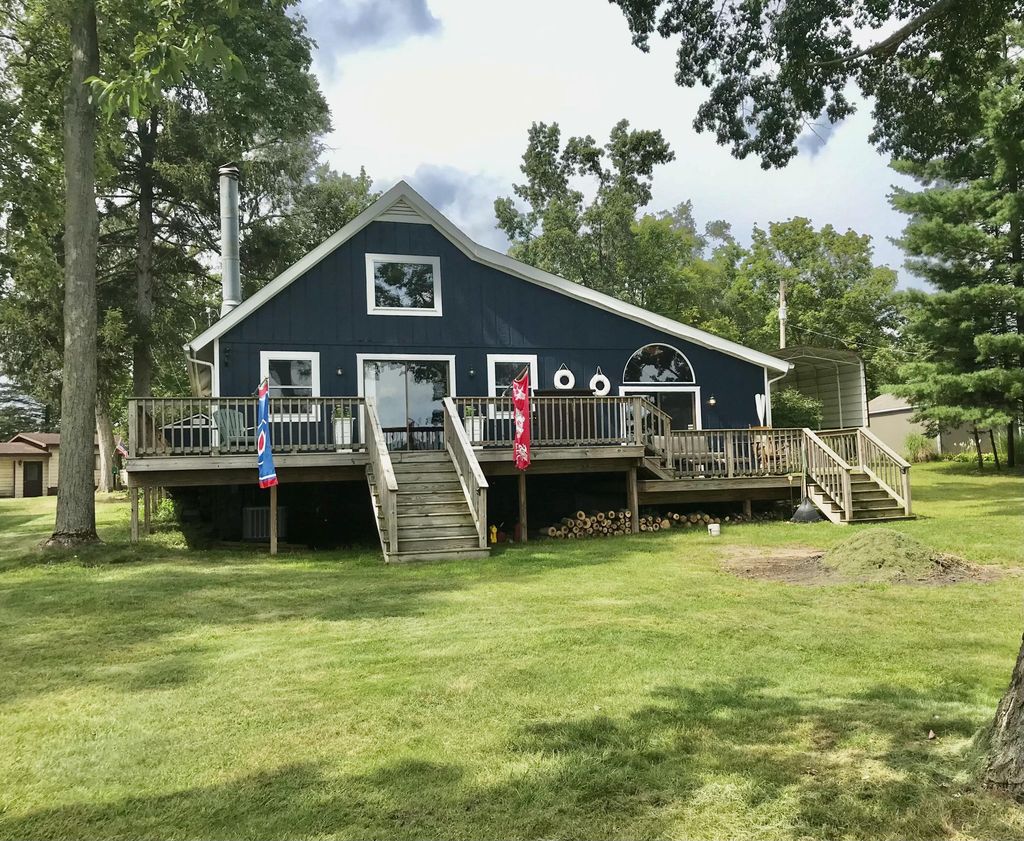 71173 Michigan Boulevard, White Pigeon township