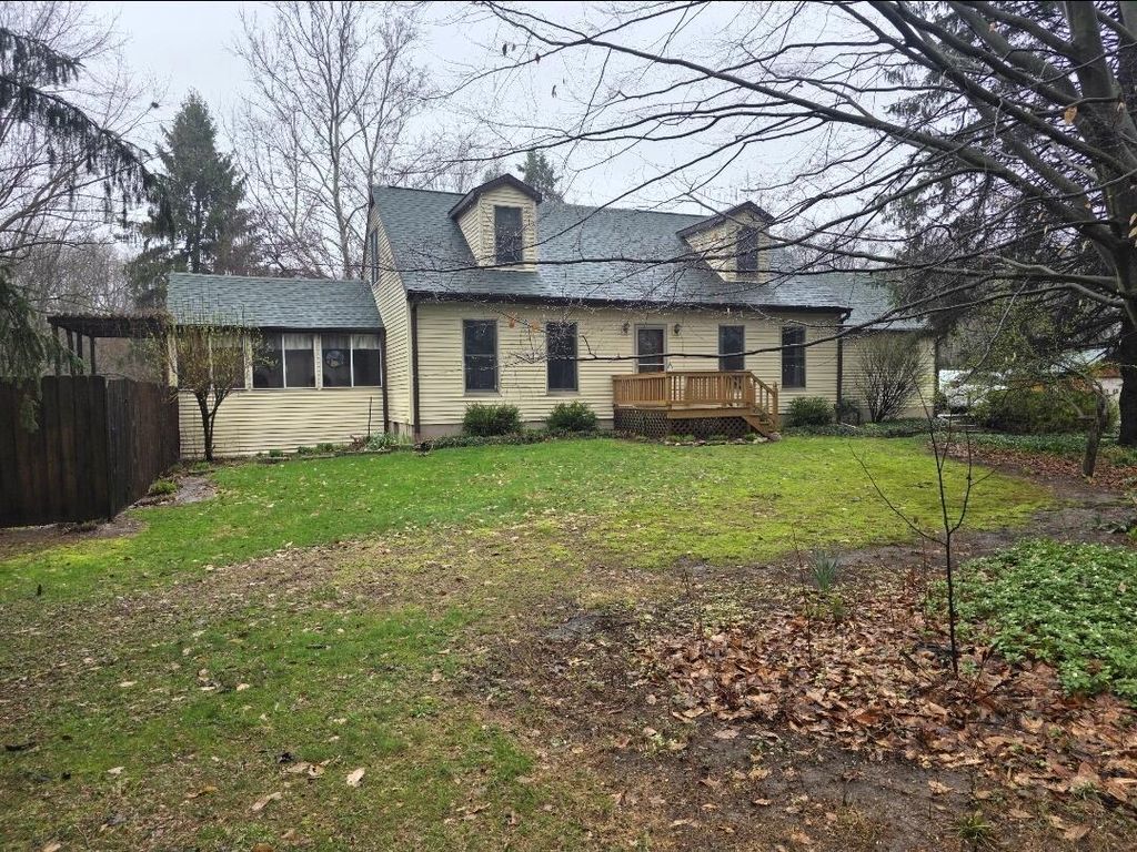 8066 W W Avenue, Prairie Ronde township