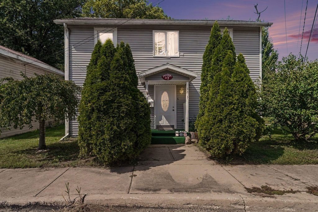 235 W 2nd Street, Constantine