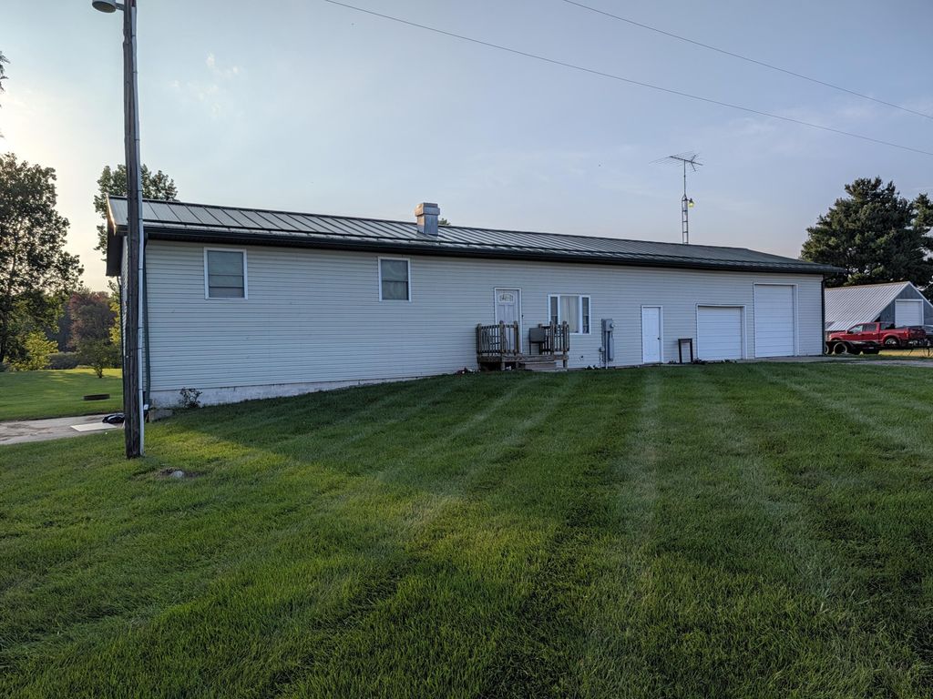 64444 Burr Oak Road, Burr Oak