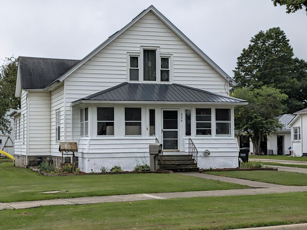 535 W Chicago Street, Bronson