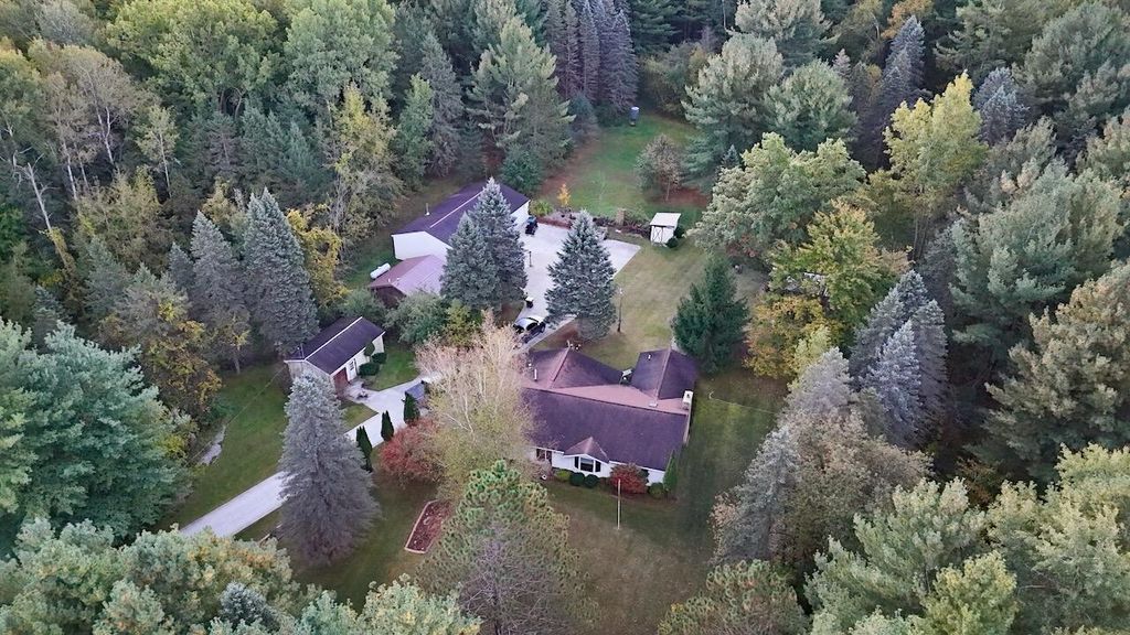 6945 Ward Road, Sterling