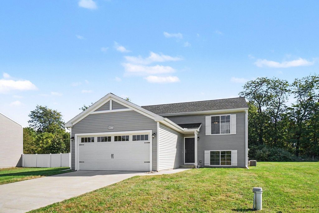 58575 Pond View Lane, Three Rivers
