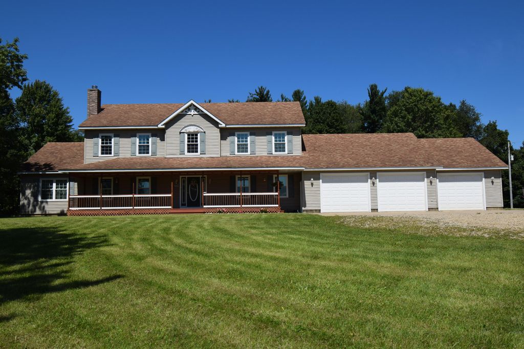 47944 County Road 673, Arlington township