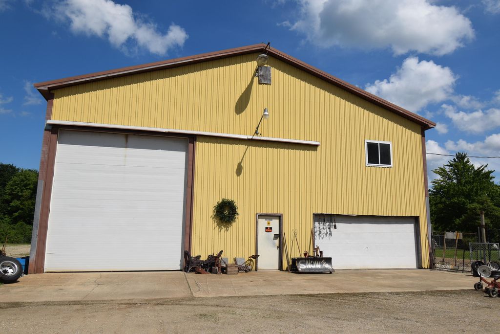 71627 County Road 681, Hartford