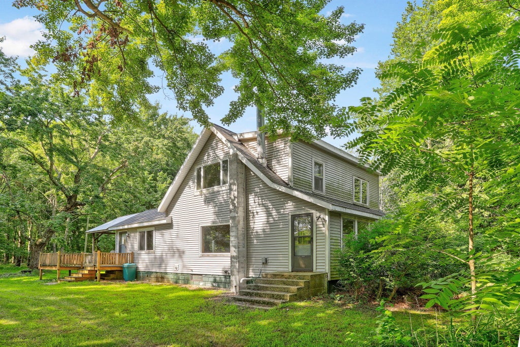 65383 County Road 380, Geneva township