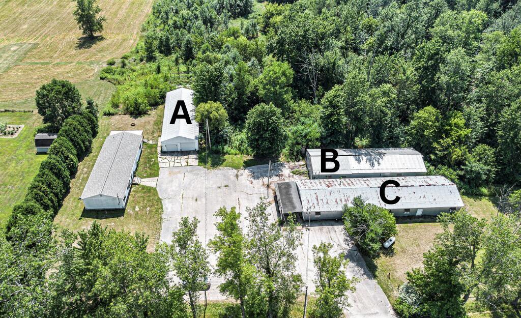 68715 66th Avenue, Hartford township