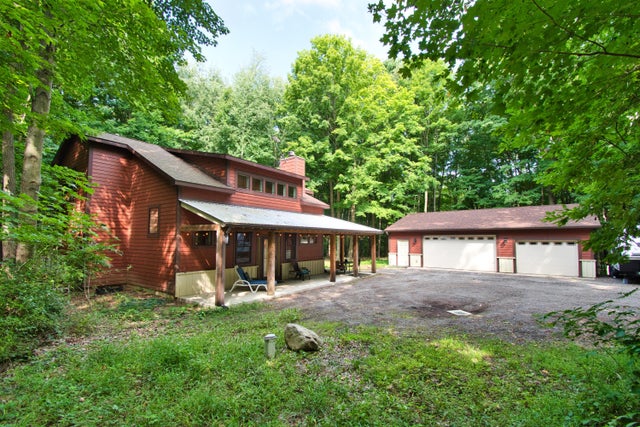 824 N Philip Road, Niles township