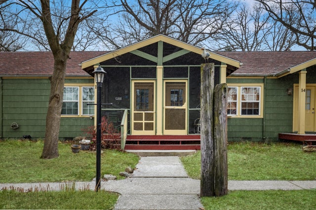 15657 Lakeshore Road Unit: 12, Chikaming township