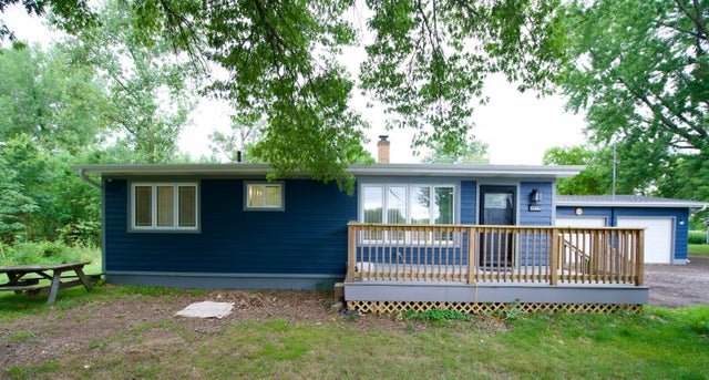 2010 S Benton Center Road, Benton charter township