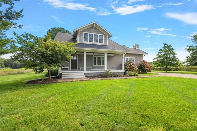 8351 Jericho Road, Lake charter township