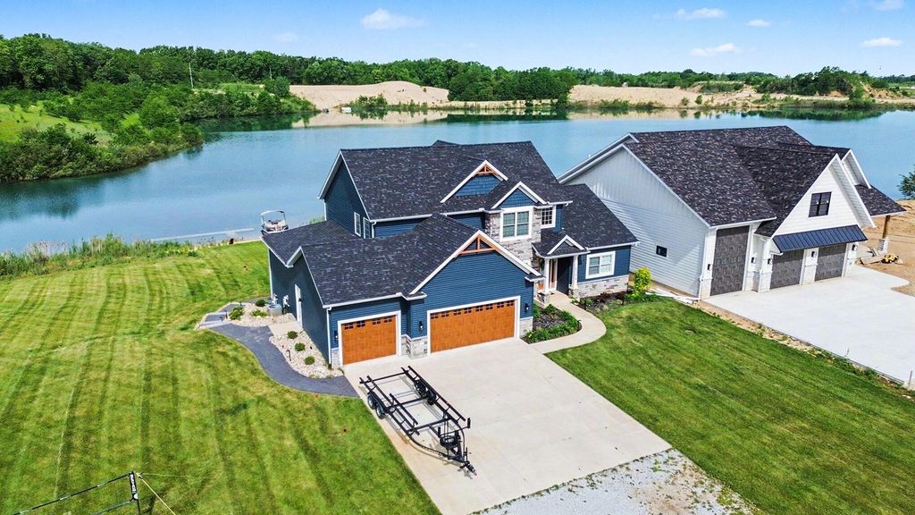 1872 Barron Lake Road, Howard township