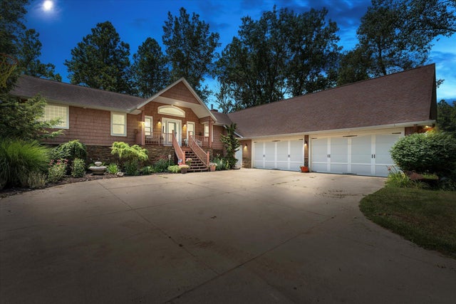 66340 Dolans Street, Porter township