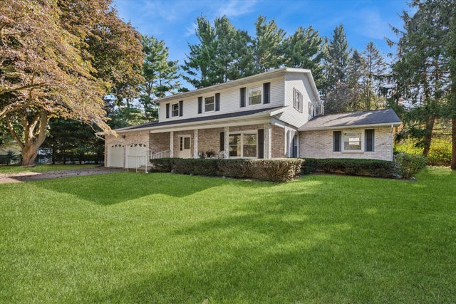 13935 Lakewood Drive, Chikaming township