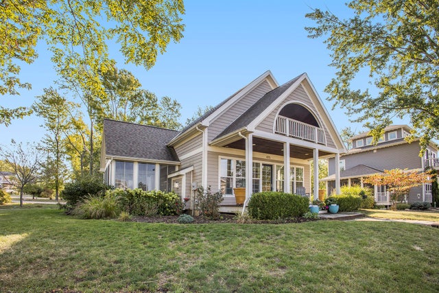 475 Lakeshore Drive, Casco township