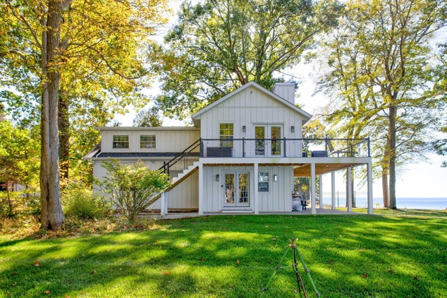 1722 Lake Michigan Drive, Ganges township