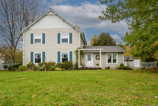 5665 W Phillips Road, Three Oaks township
