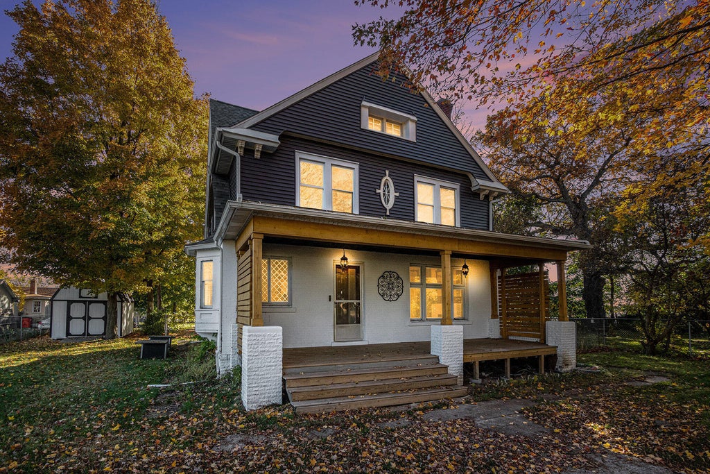 490 Territorial Road, Benton Harbor city