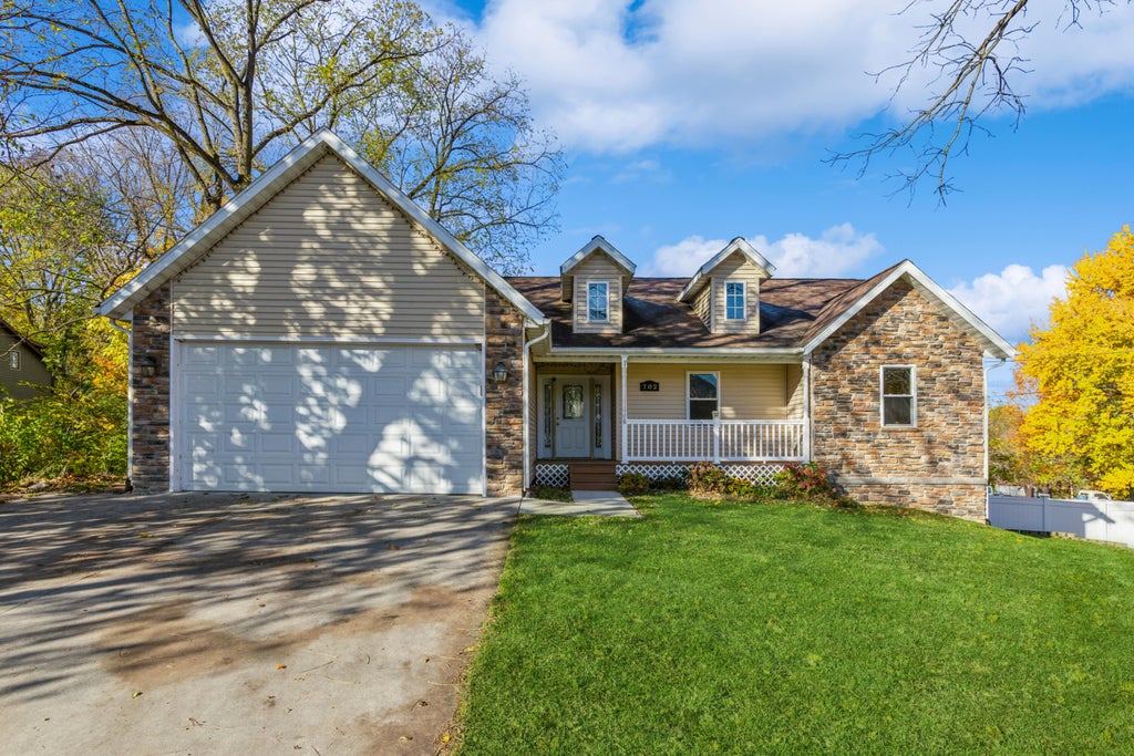 702 S Oak Street, Buchanan city