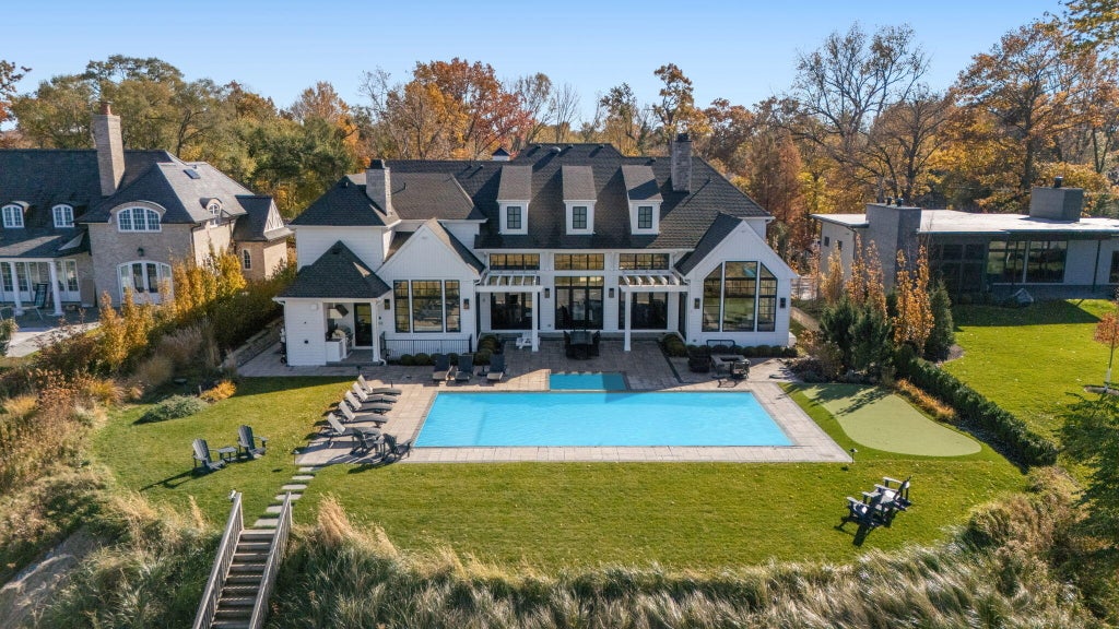 11791 Marquette Drive, New Buffalo township