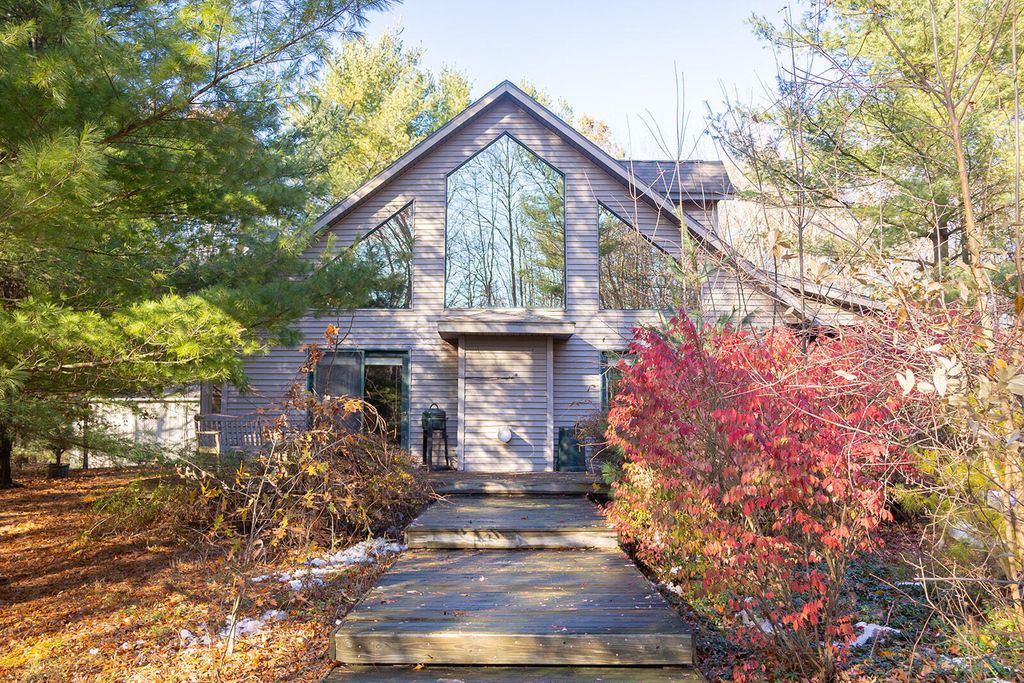 11760 Landon Road, Baroda township