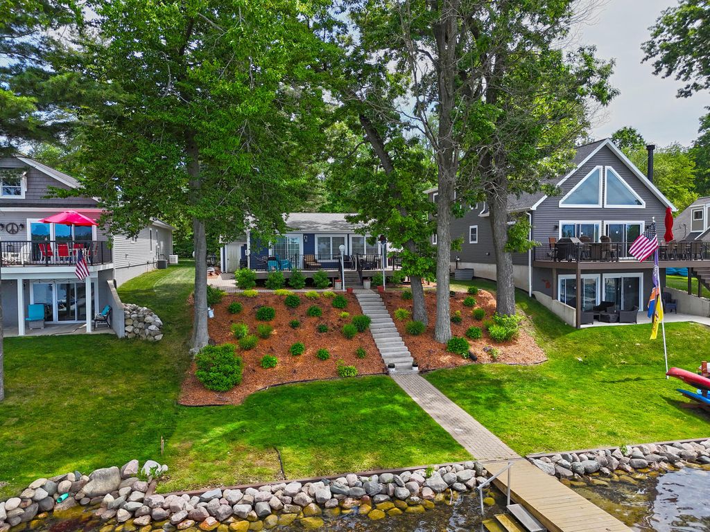 30812 Polk Road, Silver Creek township