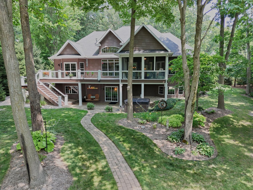 29317 Misty Pines Street, Silver Creek township