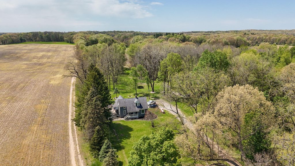 64374 Mullen Road, Jefferson township