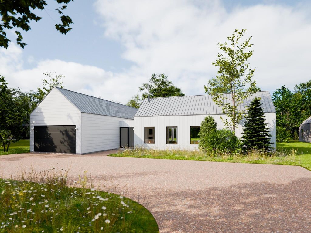 15678 Locke Road, Chikaming township