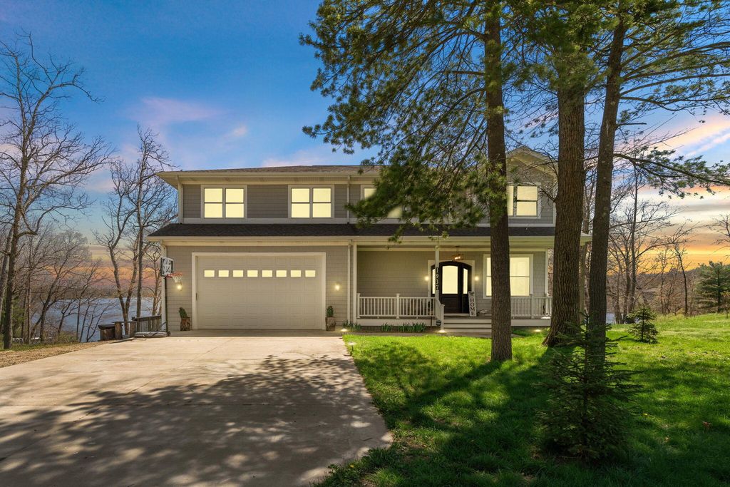 1937 42nd Street, Valley township