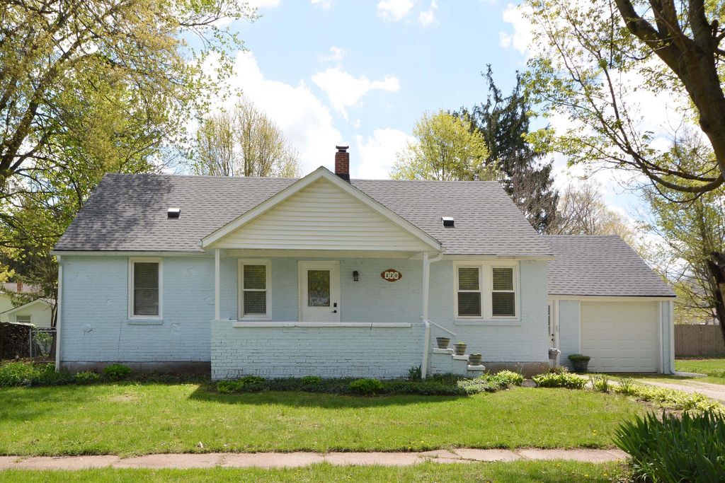 220 E James Street, Lawrence township