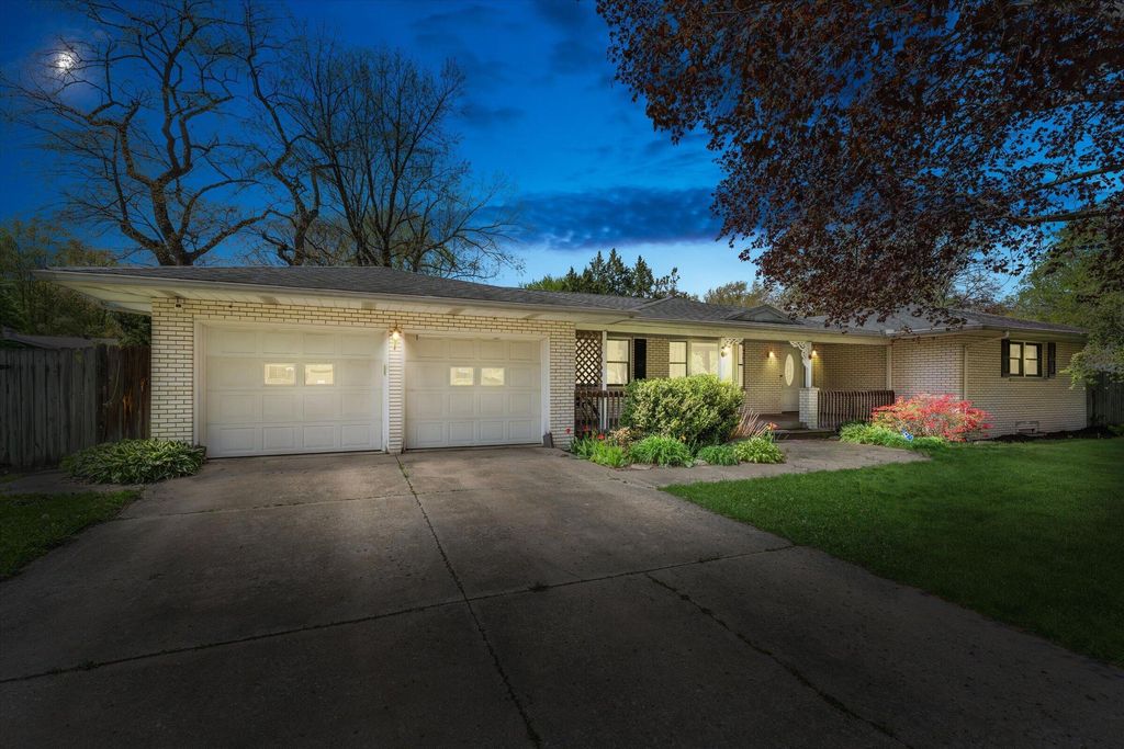 1114 Miami Road, Niles city