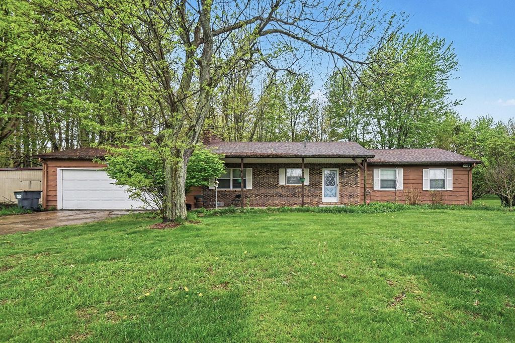 5564 Newton Avenue, Coloma charter township