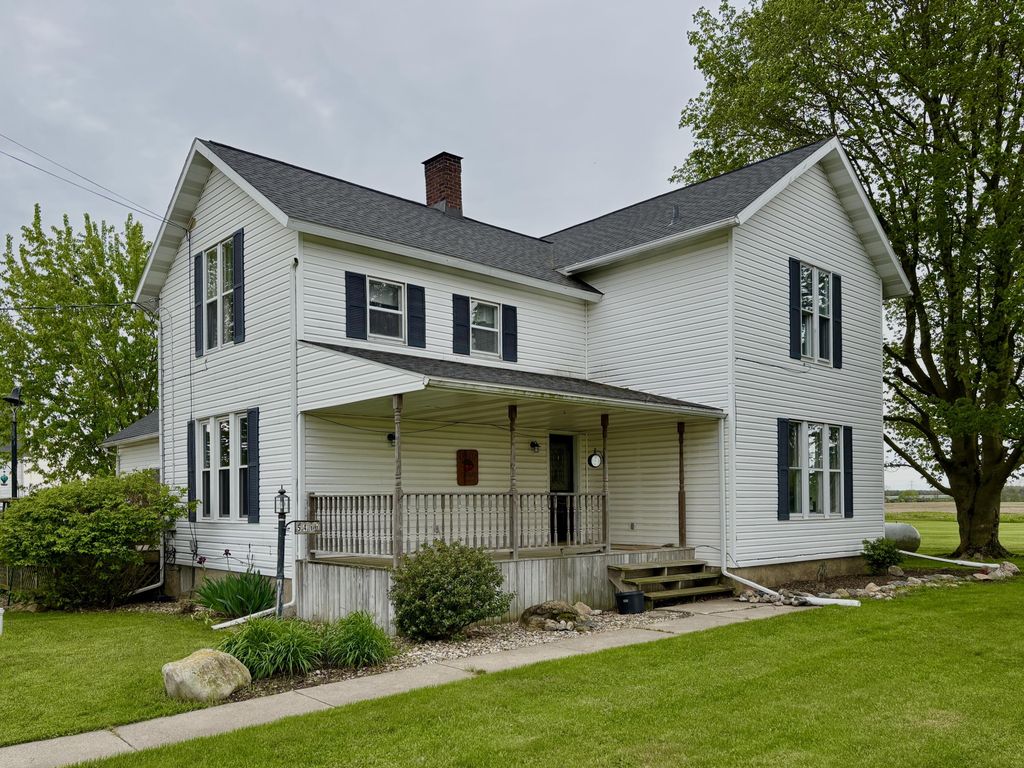 5410 Long Lake Road, Berrien township