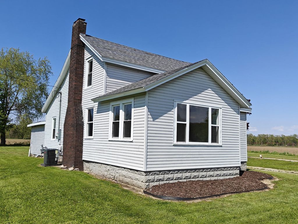 31532 M 62 W, Silver Creek township